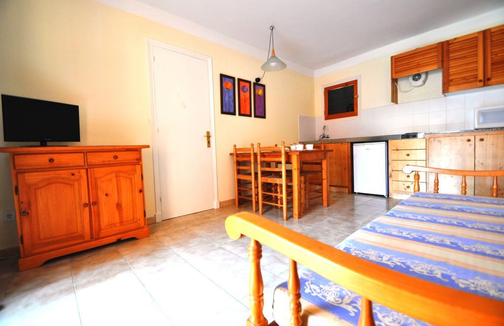 Sant Joan Apartaments - Adults Only Cala'N Blanes  Buitenkant foto